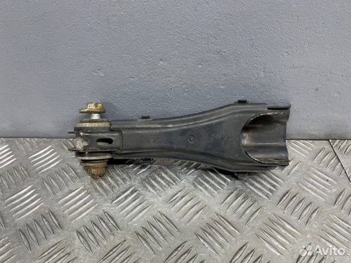 Рычаг нижний задний Mercedes Gla X156