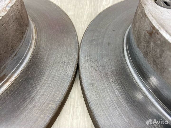 Диск тормозной задний Toyota Avensis T25 2AZ-FSE