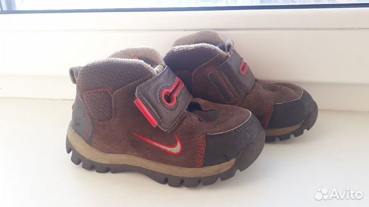 Кроссовки Nike