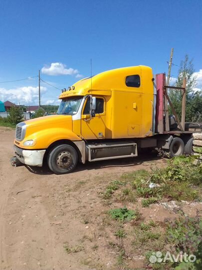 Freightliner Columbia, 2004