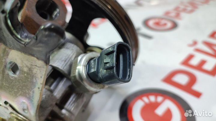 Насос гидроусилителя Toyota Funcargo NCP21 1NZ-FE