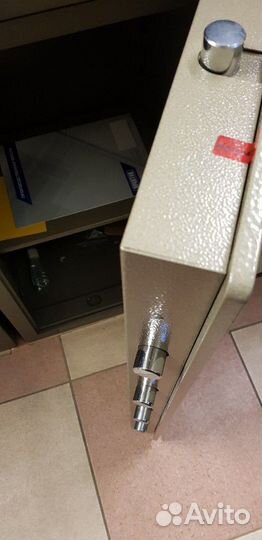 Сейф 1 class Карат ASK90 для денег и ценных бумаг