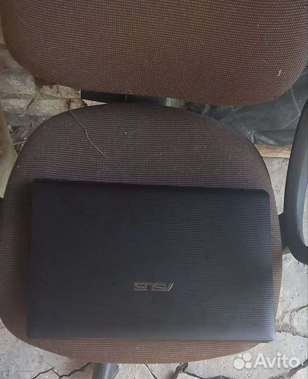 Ноутбук Asus x53u