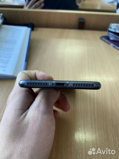 iPhone 8 Plus, 64 ГБ