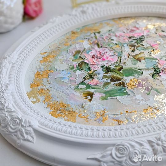 Интерьерная картина маслом с цветами в рамке