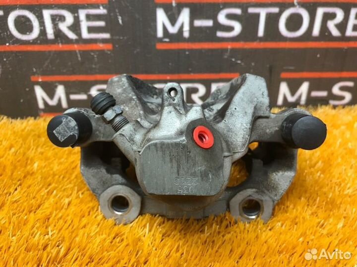 Суппорт задний правый Mercedes-Benz C-Class C204