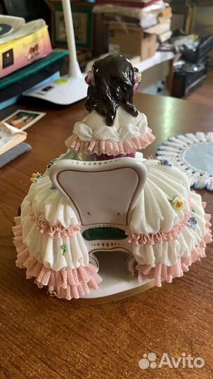 Германия девушка с мандолиной