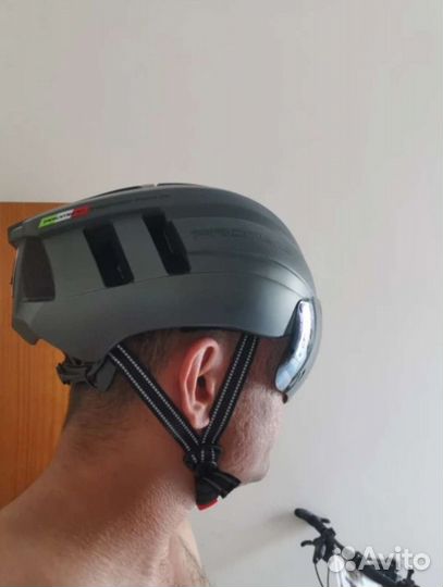 Велошлем с визором (новый) Promend