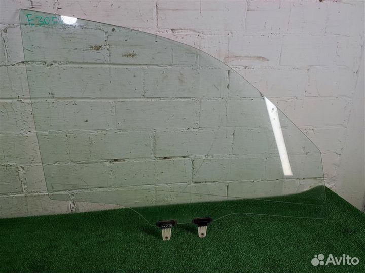 Стекло переднее правое Suzuki Grand Vitara 2007