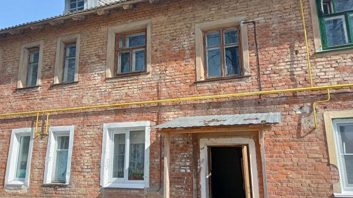 2-к. квартира, 60 м², 2/2 эт.