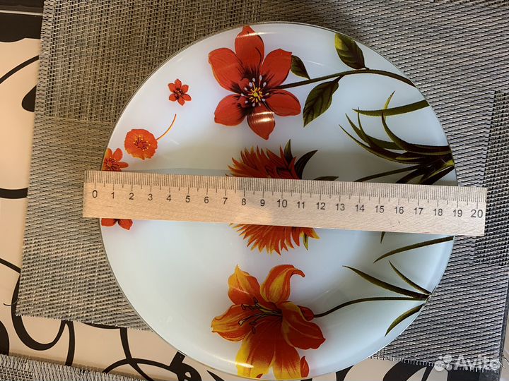 Тарелки новые