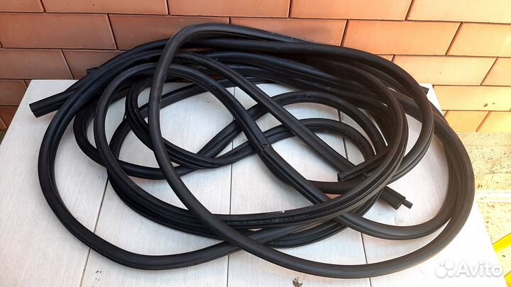 Уплотнитель дверей комплект BMW 1-Series 116I E87