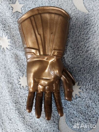 Перчатка бесконечности