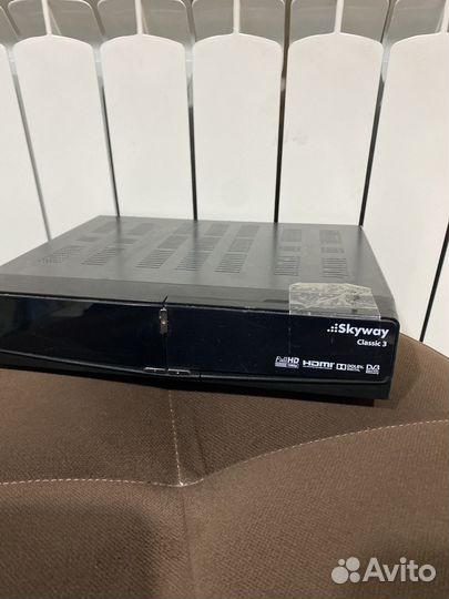 Ресивер Триколор 8300N