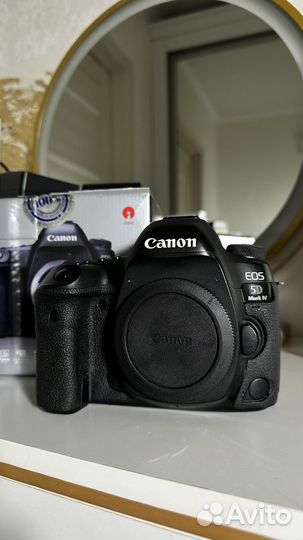 Canon 5D mark 4