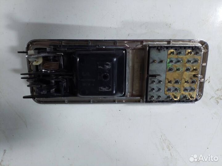 Ручка двери салона водительская внутренн Чероки XJ