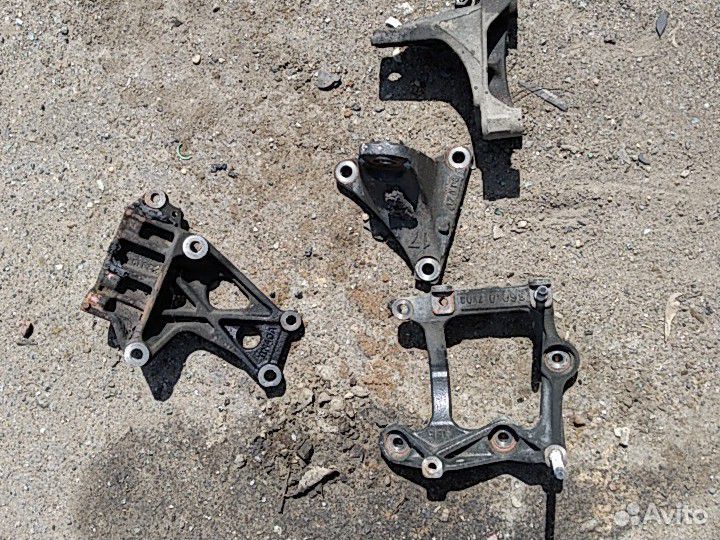 Кронштейны двигателя Toyota Camry 2.5 AT