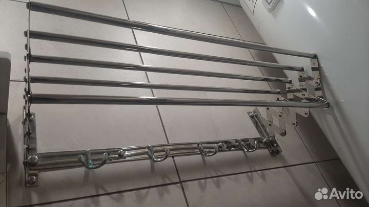 Вешалка-сушилка для ванной