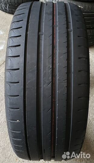 Viatti Strada Asimmetrico V-130 235/45 R17