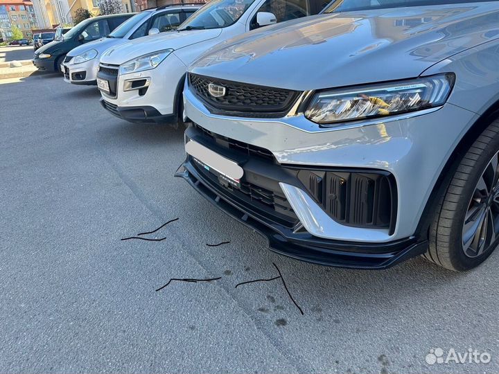 Сплиттер губа на передний бампер Geely Tugella