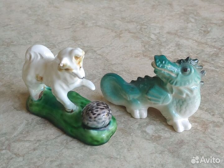 Фарфоровые статуэтки собака с ёжиком дракончик