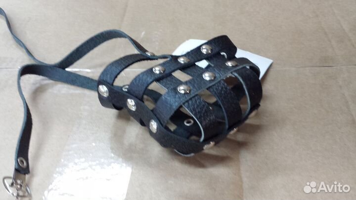 Намордник кожаный № 3 Б, объем 33 см, длина 7 см