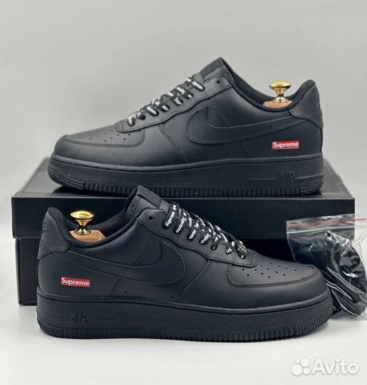 Nike Air Force 1 Low & Supreme