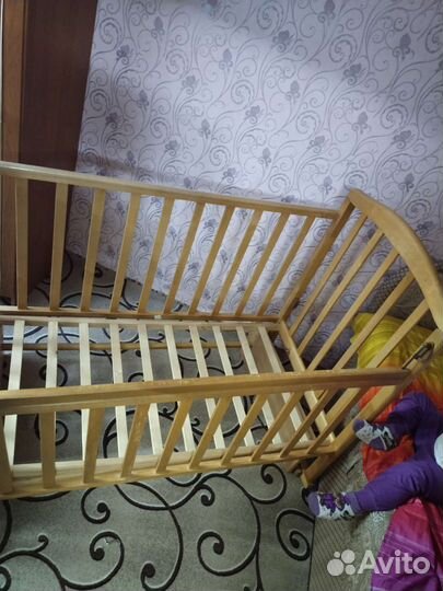 Детская кроватка