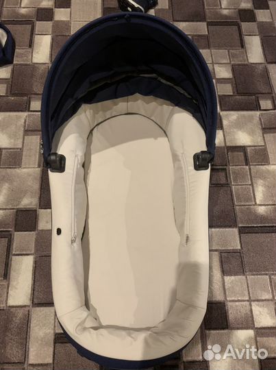 Коляска стокке trailz