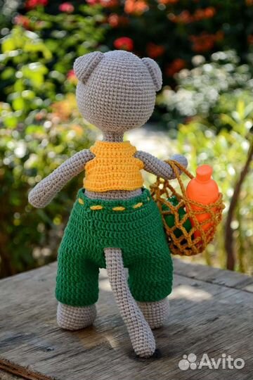 Вязаный котик ручной работы