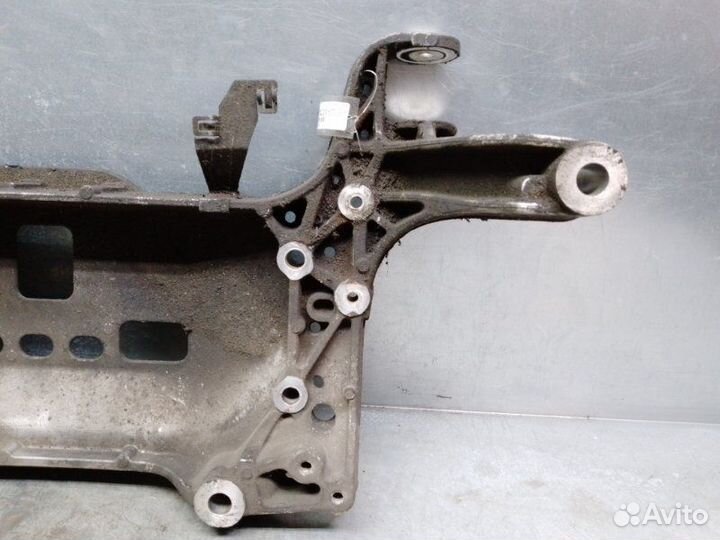 Балка передняя подрамник Volkswagen Passat B6