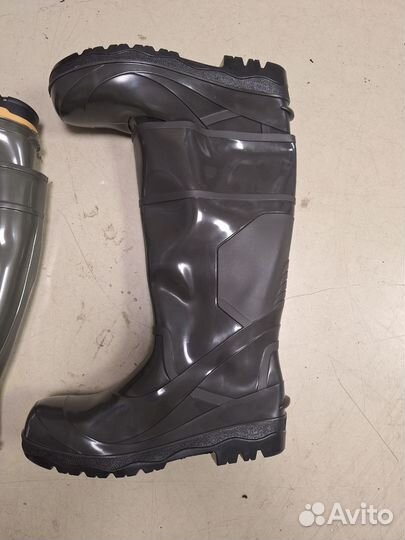 Сапоги резиновые с металлическим подноском