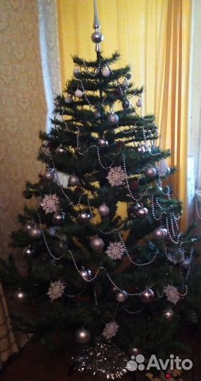 Ель искусственная новогодняя