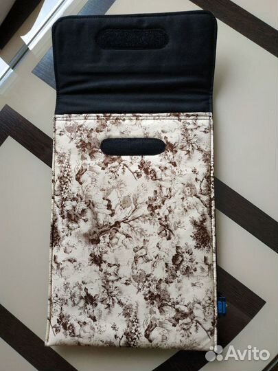 Чехол на планшет и iPad