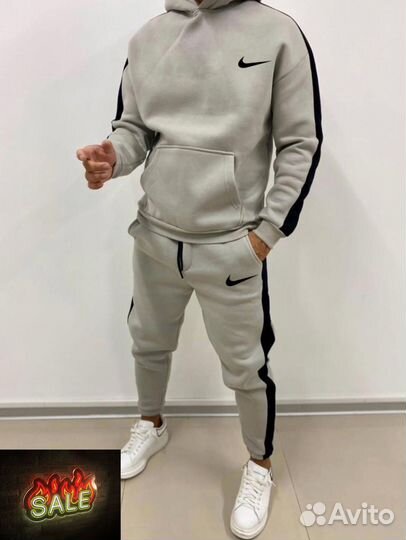 Флисовый спортивный костюм Nike