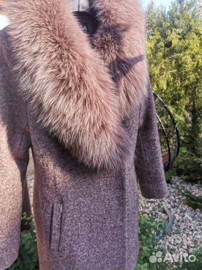 Пальто с песцом