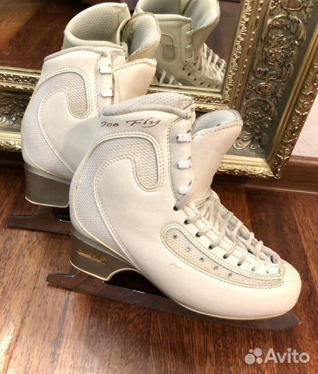 Фигурные коньки edea ice fly 235 лезвия elite