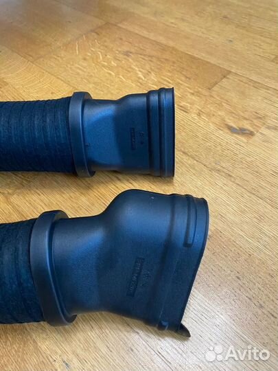 Патрубок левый правый фильтра mercedes gl ml gle