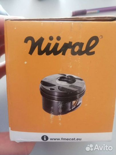 Поршни для двигателя