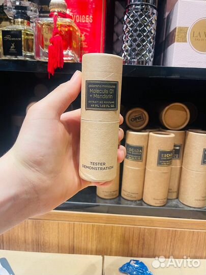 Escentric molecules 01 mandarin