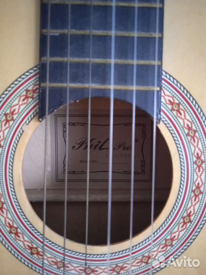 Продаю гитару