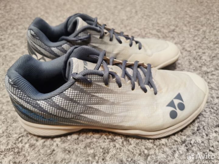 Кроссовки для бадминтона yonex