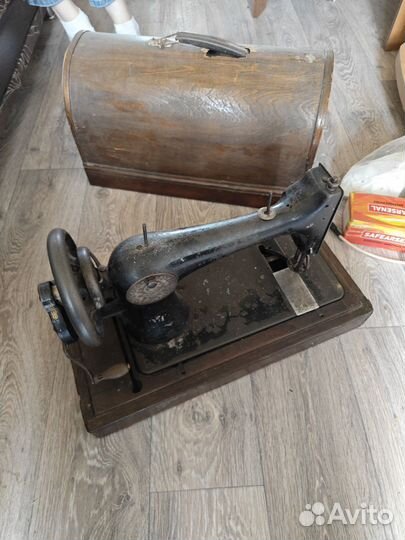 Швейная машинка зингер бу