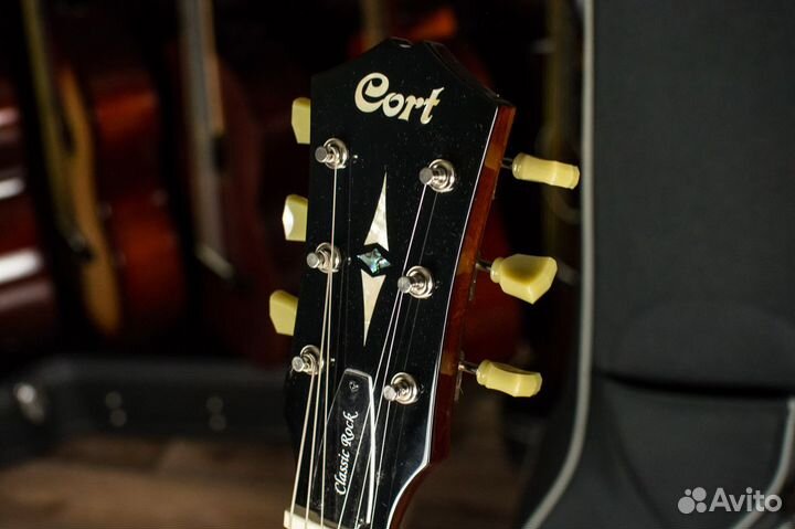 Электрогитара Cort Les Paul + Аксессуары