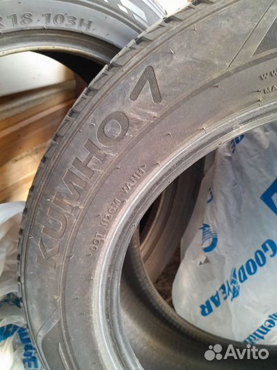 Kumho Crugen Premium KL33 235/60 R18