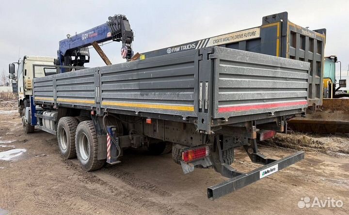 Шасси FAW J6P CA3250 с КМУ DongYang, 2023