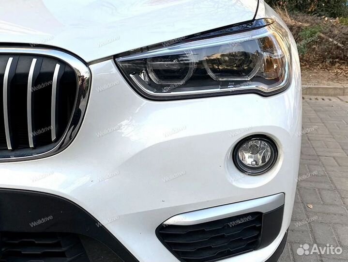 Реснички на фары BMW X1 F48 черный глянец