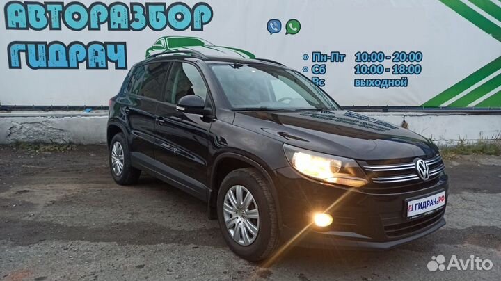 Защита картера Volkswagen Tiguan 5N0018930D