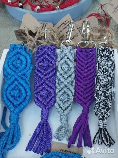 Брелки в технике макраме