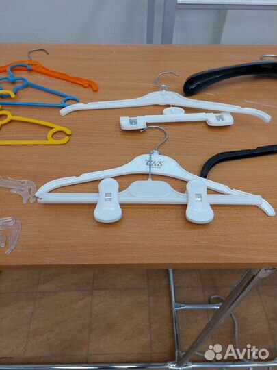 Вешалки детские бу
